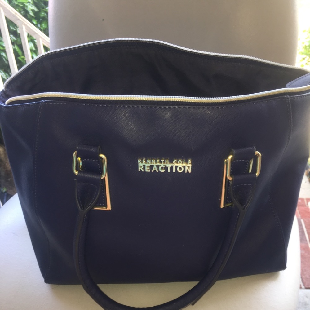 Kenneth Cole purse
